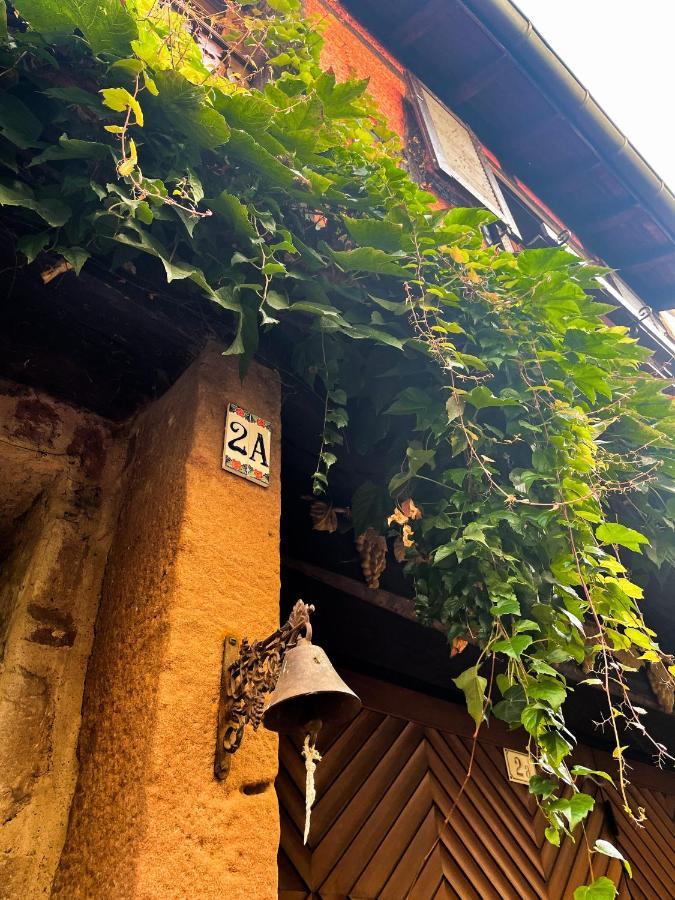 La Maison Rouge Au Coeur De La Ville. Riquewihr Extérieur photo